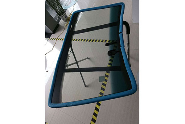 歌詩圖鍍膜玻璃